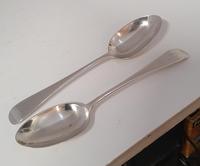 Pair of Victorian Scottish Silver Dessert Spoons (2 of 4) Pair of Victorian Scottish Silver Dessert Spoons (2 of 4)