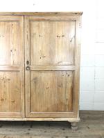 Large Antique Pine Cupboard (2 of 11) Large Antique Pine Cupboard (2 of 11)