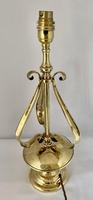 Stylish Brass Side Table Lamp c.1910 (2 of 8) Stylish Brass Side Table Lamp c.1910 (2 of 8)