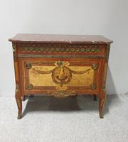 Stunning French Marquetry Commode Chest of Drawers (2 of 8) Stunning French Marquetry Commode Chest of Drawers (2 of 8)