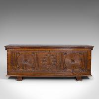 Large Antique Coffer, Italian, Walnut, Sword Chest, Linen Trunk, 18th Century (5 of 12) Large Antique Coffer, Italian, Walnut, Sword Chest, Linen Trunk, 18th Century (5 of 12)
