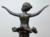 Charming German Art Deco Style Bronze Sculpture Dancing Young Ballerina Girl (18 of 24) Charming German Art Deco Style Bronze Sculpture Dancing Young Ballerina Girl (18 of 24)