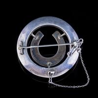 Antique Victorian Scottish Montrose Agate Horseshoe Brooch Silver c.1860 (3 of 7) Antique Victorian Scottish Montrose Agate Horseshoe Brooch Silver c.1860 (3 of 7)
