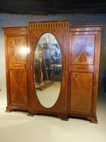 Fine Quality Early 20th Century Mahogany Breakfront Wardrobe (3 of 5) Fine Quality Early 20th Century Mahogany Breakfront Wardrobe (3 of 5)