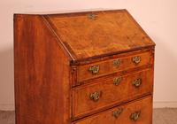 Secretary / Bureau in Walnut Early 18th Century (10 of 11) Secretary / Bureau in Walnut Early 18th Century (10 of 11)