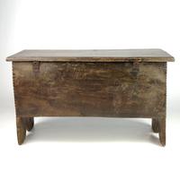 Small 17th Century Oak Plank Coffer (3 of 6) Small 17th Century Oak Plank Coffer (3 of 6)