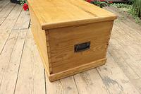 Lovely Restored Pine Blanket Box / Chest / Trunk / Coffee Table (6 of 8) Lovely Restored Pine Blanket Box / Chest / Trunk / Coffee Table (6 of 8)