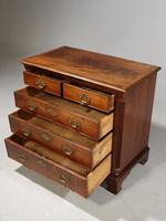 Good George II Period Mahogany Chest of Drawers of Small Proportions (3 of 5) Good George II Period Mahogany Chest of Drawers of Small Proportions (3 of 5)