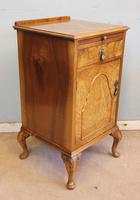 Quality Pair of Burr Walnut Bedside Cabinets (11 of 14) Quality Pair of Burr Walnut Bedside Cabinets (11 of 14)
