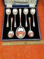 Vintage USA Oneida Sheffield Plate Melon Spoon Set in Case C1950 (8 of 12) Vintage USA Oneida Sheffield Plate Melon Spoon Set in Case C1950 (8 of 12)