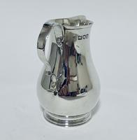 Antique Victorian Solid Sterling Silver Milk or Cream Jug (5 of 12) Antique Victorian Solid Sterling Silver Milk or Cream Jug (5 of 12)
