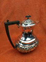 Antique Silver Plated Teapot or Coffee Pot JB Chatterly & Sons Ltd c.1920 (3 of 8) Antique Silver Plated Teapot or Coffee Pot JB Chatterly & Sons Ltd c.1920 (3 of 8)