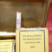 WW1 Princess Mary Gift Tin COMPLETE (5 of 6) WW1 Princess Mary Gift Tin COMPLETE (5 of 6)