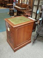 Filing Cabinet (3 of 6) Filing Cabinet (3 of 6)