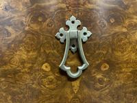 Superb Quality Walnut Chest of Drawers (7 of 18) Superb Quality Walnut Chest of Drawers (7 of 18)