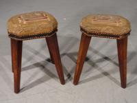 Attractive Pair of George III Period Octagonal Stools (2 of 5) Attractive Pair of George III Period Octagonal Stools (2 of 5)