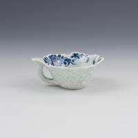 First Period Worcester Porcelain Mansfield Butterboat c.1758 (7 of 10) First Period Worcester Porcelain Mansfield Butterboat c.1758 (7 of 10)
