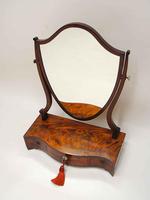 George III Mahogany Serpentine fronted, shield dressing table mirror (11 of 16) George III Mahogany Serpentine fronted, shield dressing table mirror (11 of 16)