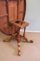 Antique Victorian Burr Walnut Oval Loo Dining Table. (4 of 11) Antique Victorian Burr Walnut Oval Loo Dining Table. (4 of 11)