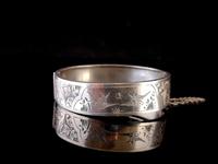 Victorian Silver Bangle, Swallows, Aesthetic era (12 of 12) Victorian Silver Bangle, Swallows, Aesthetic era (12 of 12)