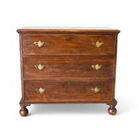 English Georgian Oak Chest of Drawers on Bun Feet - Late 18th Century / Early 19th Century (pre 1830) (1 of 14)
