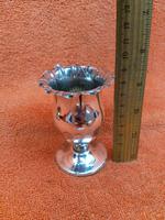Antique Sterling Silver Hallmarked Tulip Vase 1900 Goldsmiths & Silversmiths Co Ltd 60g (7 of 9) Antique Sterling Silver Hallmarked Tulip Vase 1900 Goldsmiths & Silversmiths Co Ltd 60g (7 of 9)