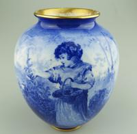 A Royal Doulton Art Pottery Flow Blue Blue Children Vase C.1912-30 (2 of 5) A Royal Doulton Art Pottery Flow Blue Blue Children Vase C.1912-30 (2 of 5)