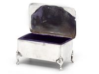Silver Jewellery Box with a Hinged Ribbon and Reed Mounted Lid (4 of 5) Silver Jewellery Box with a Hinged Ribbon and Reed Mounted Lid (4 of 5)