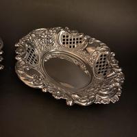 Pair of Flat Silver Swags Flowers & Grille Bon Bon Dishes (3 of 7) Pair of Flat Silver Swags Flowers & Grille Bon Bon Dishes (3 of 7)