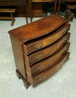 Reprodux Bevan Funnell Mahogany Chest of Drawers (4 of 9) Reprodux Bevan Funnell Mahogany Chest of Drawers (4 of 9)