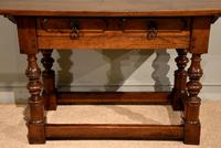 Early 18th Century Spanish Walnut Serving Side Table (2 of 7) Early 18th Century Spanish Walnut Serving Side Table (2 of 7)
