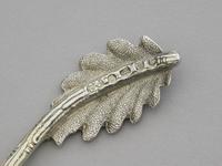 Victorian Cast Silver Naturalistic Salt Spoon by Yapp & Woodward, Birmingham, 1851 (6 of 8) Victorian Cast Silver Naturalistic Salt Spoon by Yapp & Woodward, Birmingham, 1851 (6 of 8)