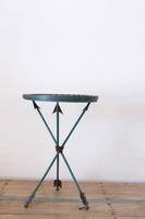 Unique verdigris finished metal and mirror topped side table with rope tied arrow legs (11 of 12) Unique verdigris finished metal and mirror topped side table with rope tied arrow legs (11 of 12)