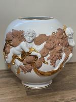 Beautiful Hollywood Regency Style Oversized Porcelain & Terracotta Cherub Floor Vase (2 of 52) Beautiful Hollywood Regency Style Oversized Porcelain & Terracotta Cherub Floor Vase (2 of 52)