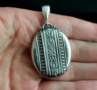 Antique Victorian Silver Locket, Aesthetic Era (2 of 13) Antique Victorian Silver Locket, Aesthetic Era (2 of 13)