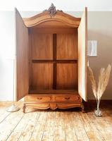 French Antique Style Walnut Armoire / Wardrobe 1940s (6 of 6) French Antique Style Walnut Armoire / Wardrobe 1940s (6 of 6)