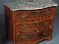 Pair of Antique French Walnut Commodes (5 of 17) Pair of Antique French Walnut Commodes (5 of 17)