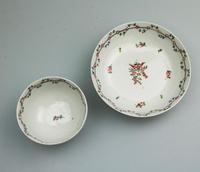 A Very Pretty New Hall Porcelain Floral Spray Tea Bowl & Saucer C.18thc (3 of 5) A Very Pretty New Hall Porcelain Floral Spray Tea Bowl & Saucer C.18thc (3 of 5)