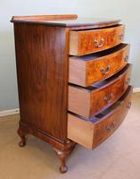 Antique Bow Front Figured Walnut Chest of Drawers (10 of 11) Antique Bow Front Figured Walnut Chest of Drawers (10 of 11)
