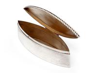 Oval Silver Trinket or Jewellery Box with a Hinged Lid and Gadroon Border (4 of 6) Oval Silver Trinket or Jewellery Box with a Hinged Lid and Gadroon Border (4 of 6)