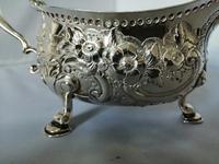Large and impressive Georgian Silver Sauce Boat / Gravy Boat (7 of 7) Large and impressive Georgian Silver Sauce Boat / Gravy Boat (7 of 7)