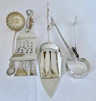 Four Victorian Silver Plated Serving Tools (5 of 5) Four Victorian Silver Plated Serving Tools (5 of 5)
