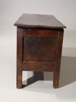 Well Patinated Early 18th Century Oak Kist (5 of 5) Well Patinated Early 18th Century Oak Kist (5 of 5)