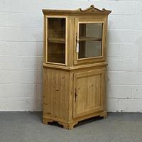 Attractive Small Pine Display Cabinet C.1900 (3 of 4) Attractive Small Pine Display Cabinet C.1900 (3 of 4)