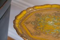 Gold giltwood Florentine three legged pedestal table (4 of 6) Gold giltwood Florentine three legged pedestal table (4 of 6)