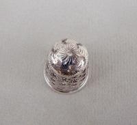Cased George V Silver Thimble by Charles Horner, Chester 1915 (5 of 7) Cased George V Silver Thimble by Charles Horner, Chester 1915 (5 of 7)