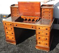 1900's Large Mahogany Dickens Desk with Leather inset (2 of 5) 1900's Large Mahogany Dickens Desk with Leather inset (2 of 5)