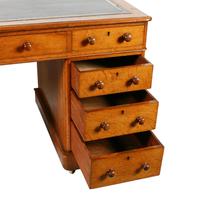 Victorian Oak Pedestal Desk (2 of 8) Victorian Oak Pedestal Desk (2 of 8)