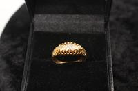18ct Gold Diamond Ring, size O, weighing 2.2g (2 of 6) 18ct Gold Diamond Ring, size O, weighing 2.2g (2 of 6)