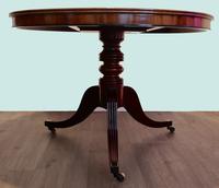 Fine quality Georgian mahogany tilt top dining table (8 of 9) Fine quality Georgian mahogany tilt top dining table (8 of 9)